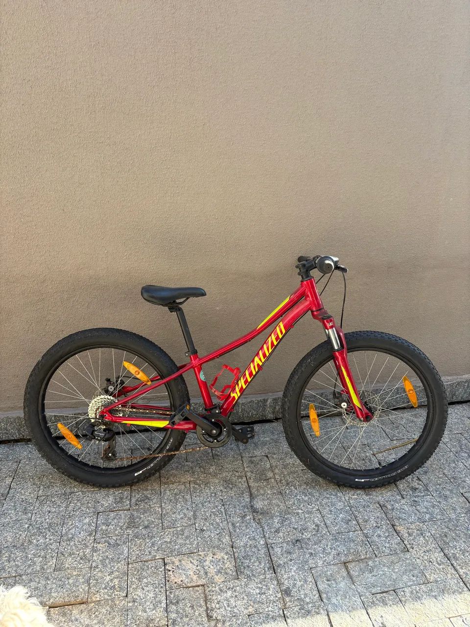 Vendo bicicleta aro 24 Specialized 