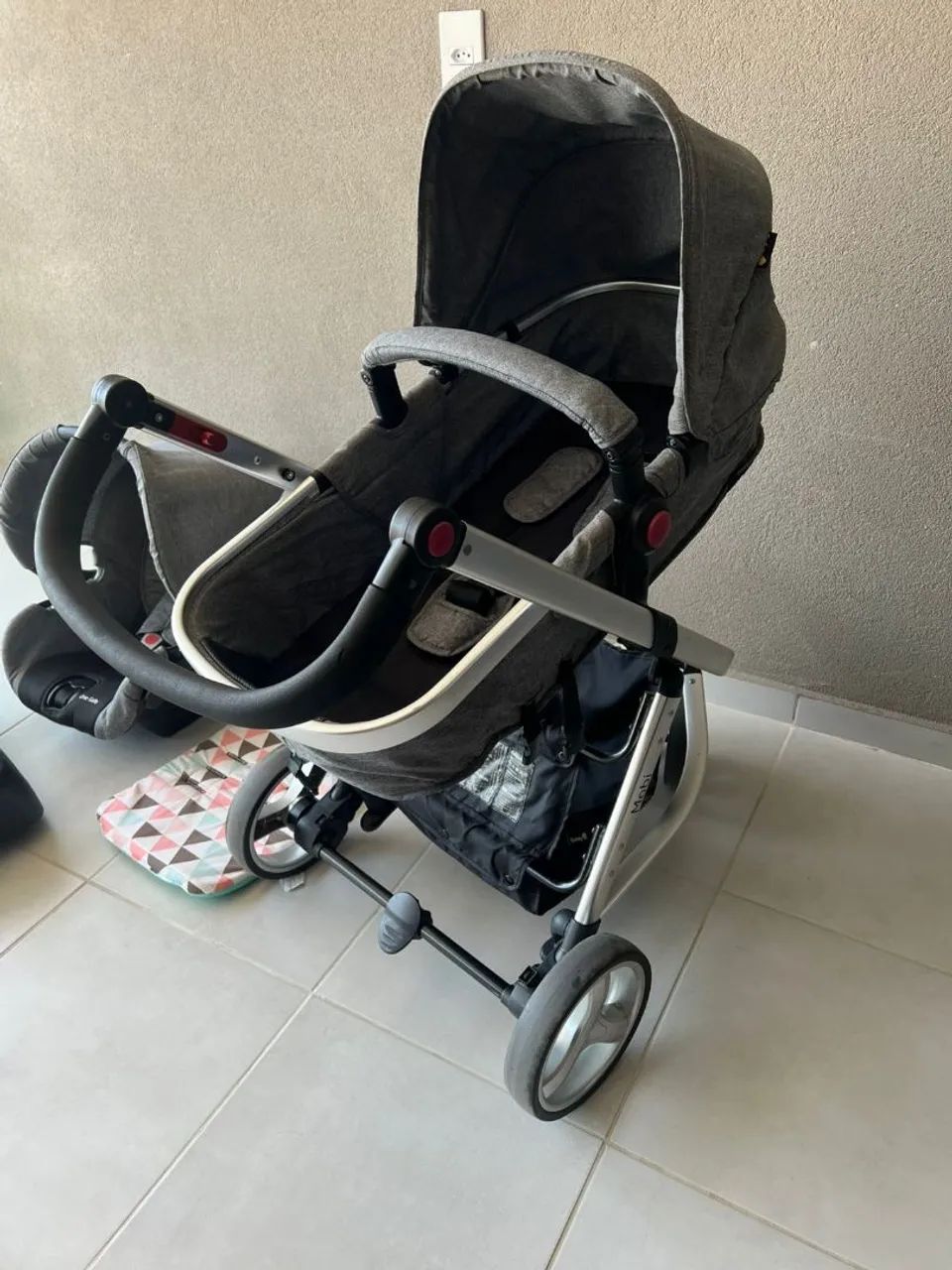 Carrinho de Bebê com Base e Bebê Conforto Safety 1st - Foto 3