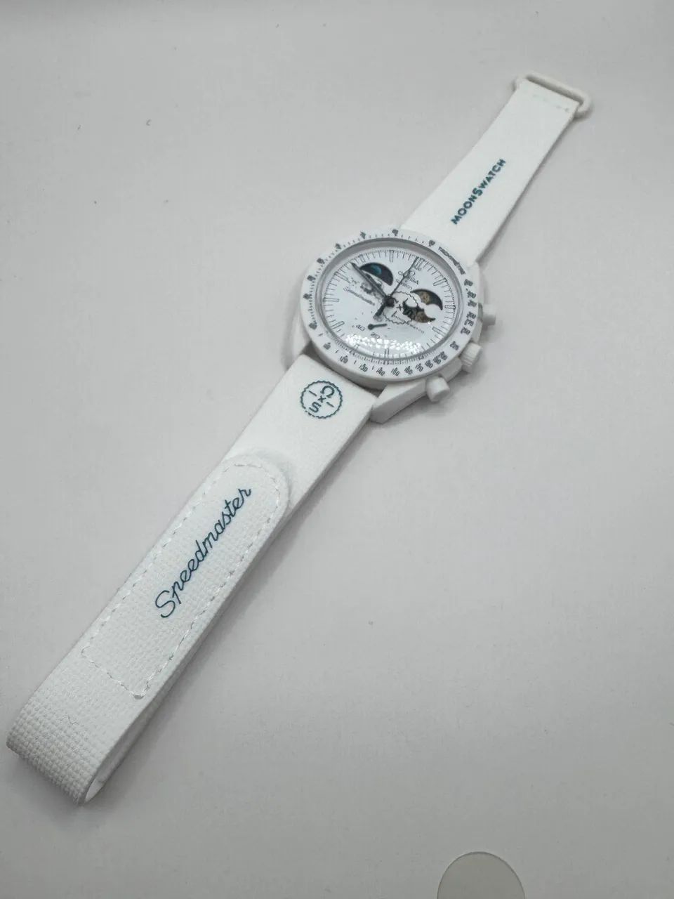 OMEGA x Swatch MoonSwatch Mission to Earthphase - Foto 4