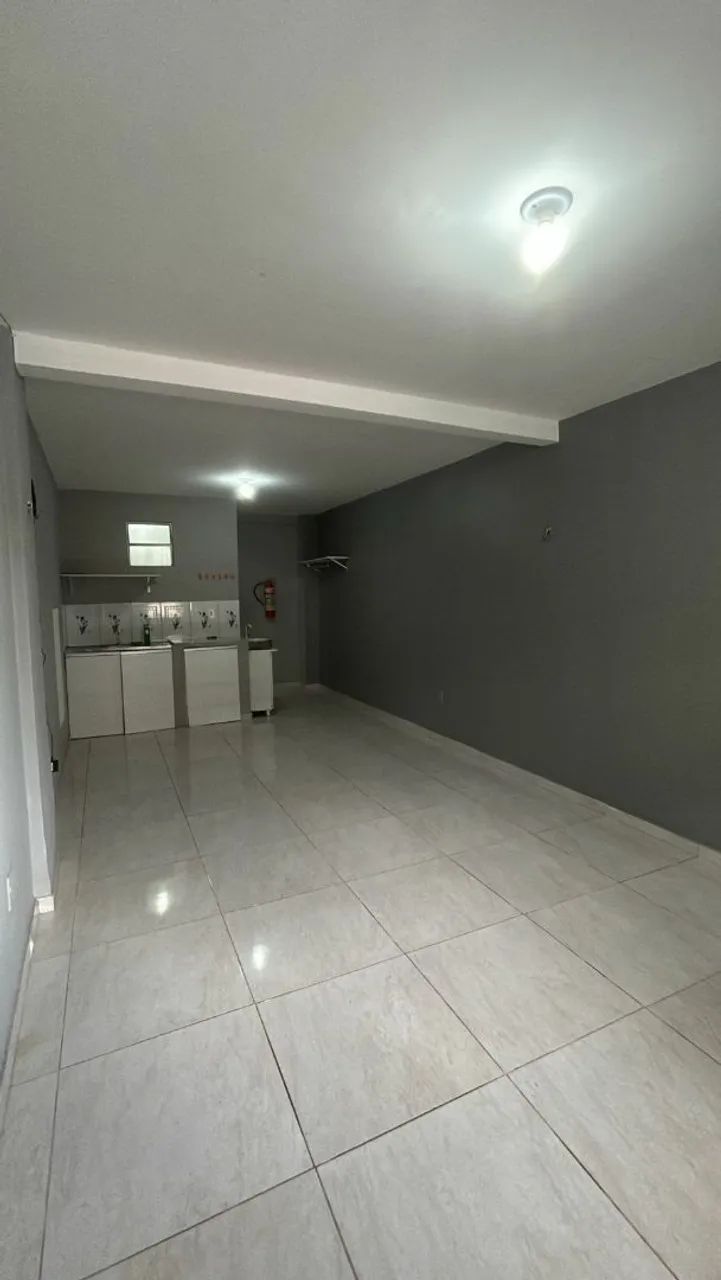 Aluga-se excelente studio sem mobilia no terreo bairro da Pedreira - Foto 3