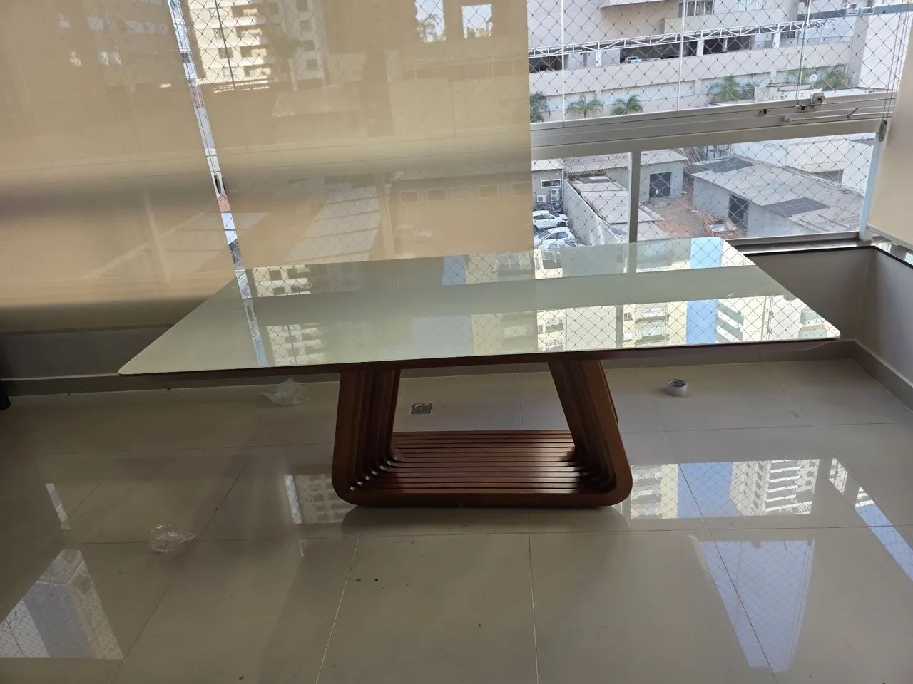 Mesa Jantar. Impecável.