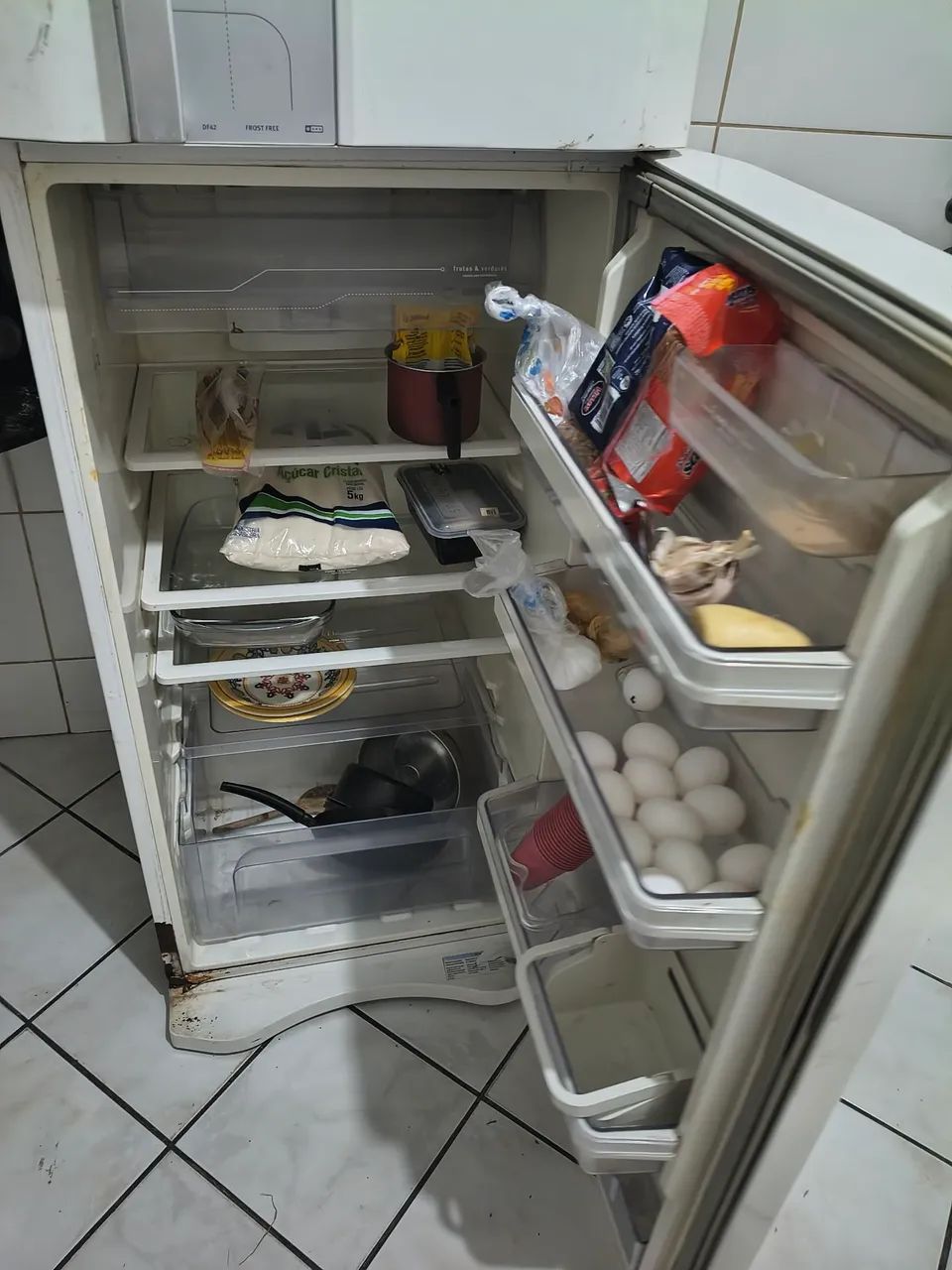 Geladeira com defeito 