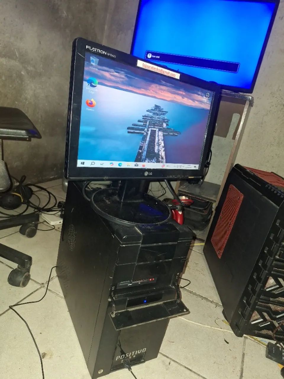 Computador completo funcionando normalmente 