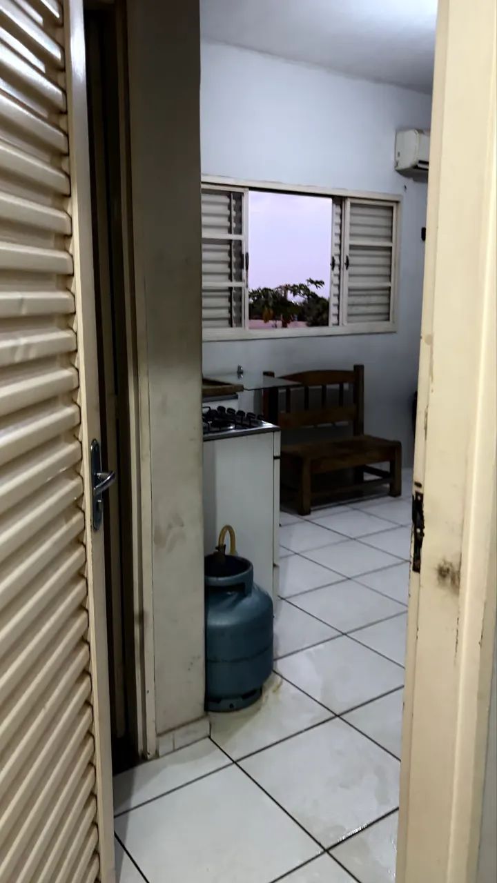 Kitnet semi mobiliada perto buriti shopping 