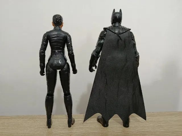 Action Figures Batman e Mulher-Gato - Foto 3