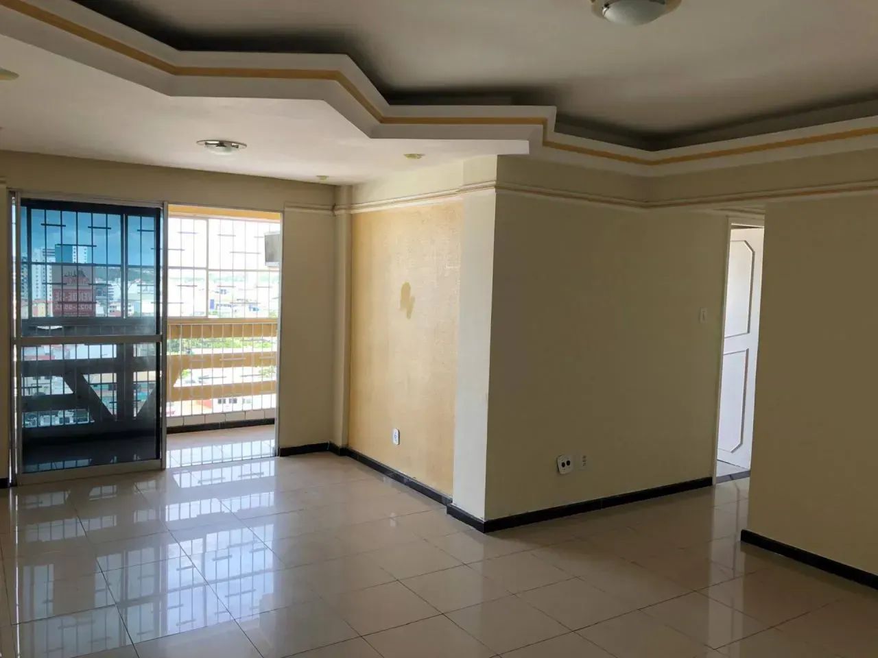 GRAGERU COND JARDIM EUROPA APTO AMPLO