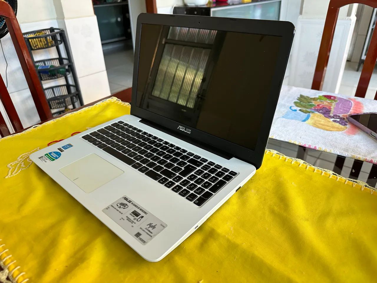 Notebook Asus Intel 4GB ram/ 480GB. - Foto 2