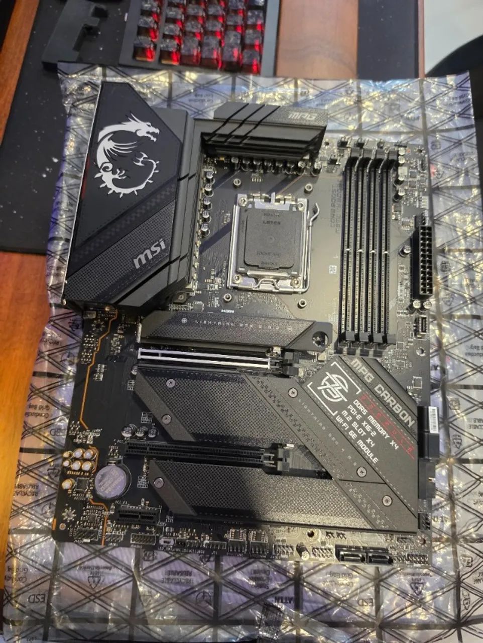 Placa Mãe AM5 Msi B650 Carbon Wifi DDR5 - Foto 2