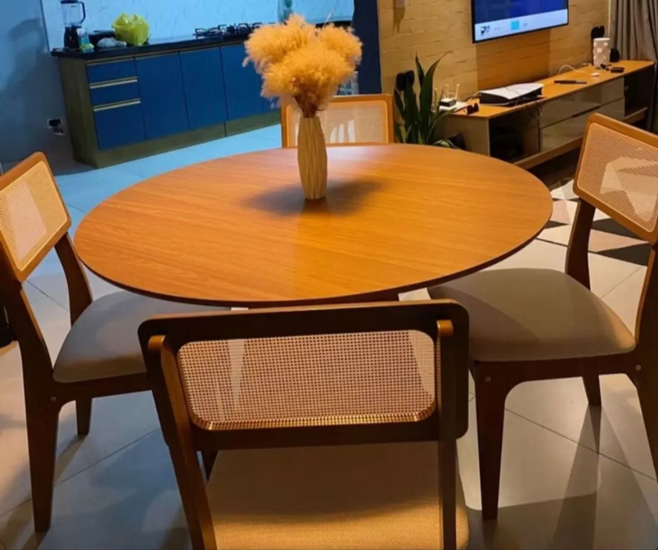 Mesa de Jantar 4 Cadeiras - Excelente Estado / Seminovos - Foto 2