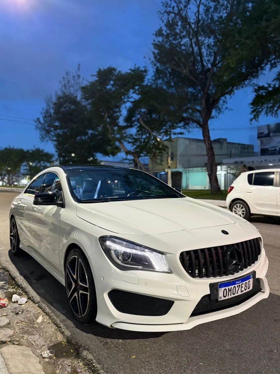 Mercedes-Benz Cla-250 SPORT 4MATIC 2.0 16V 211CV AUT. 2015