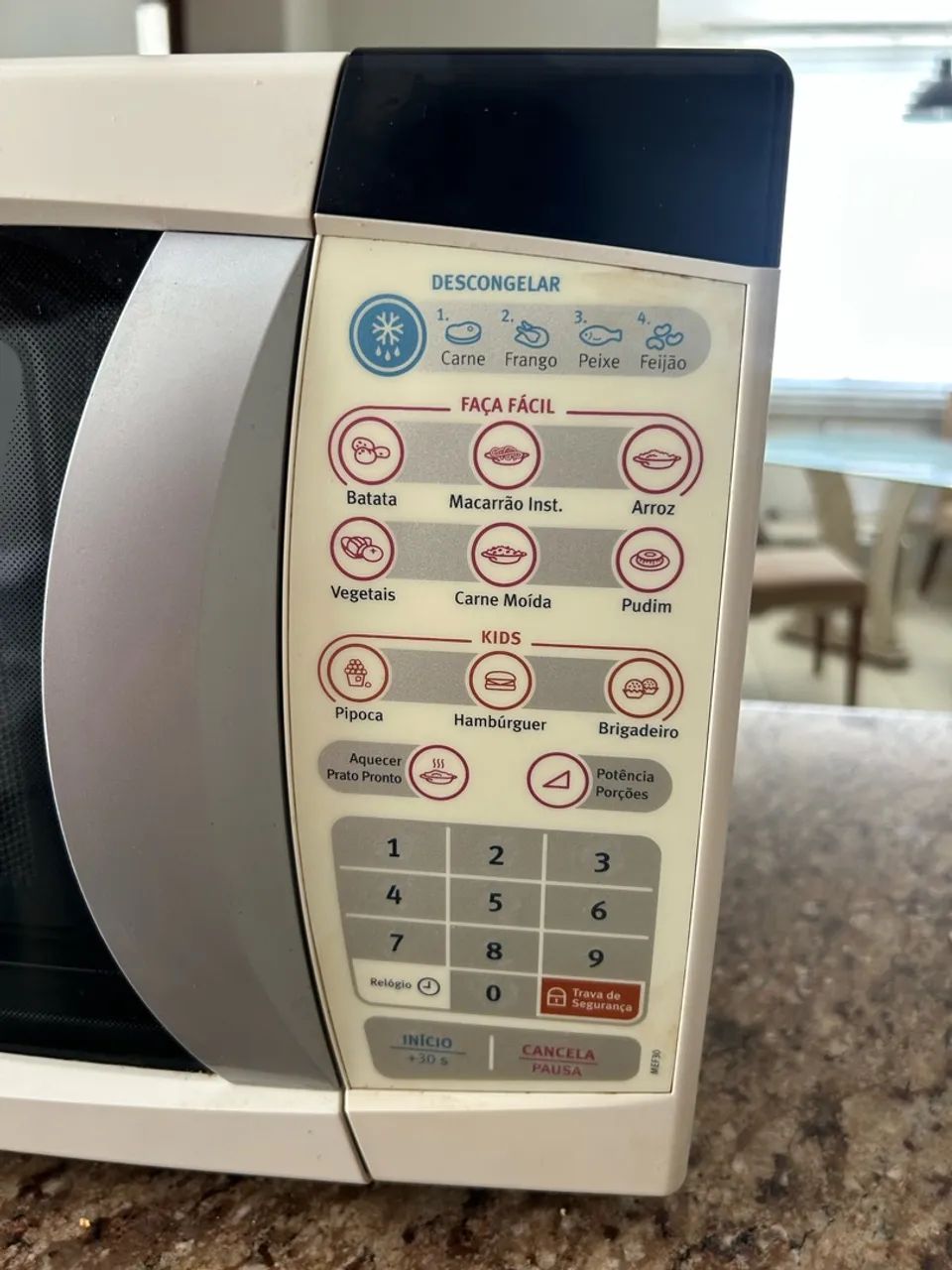 Microondas Electrolux 20L 127v Funcionando Perfeitamente - Foto 2