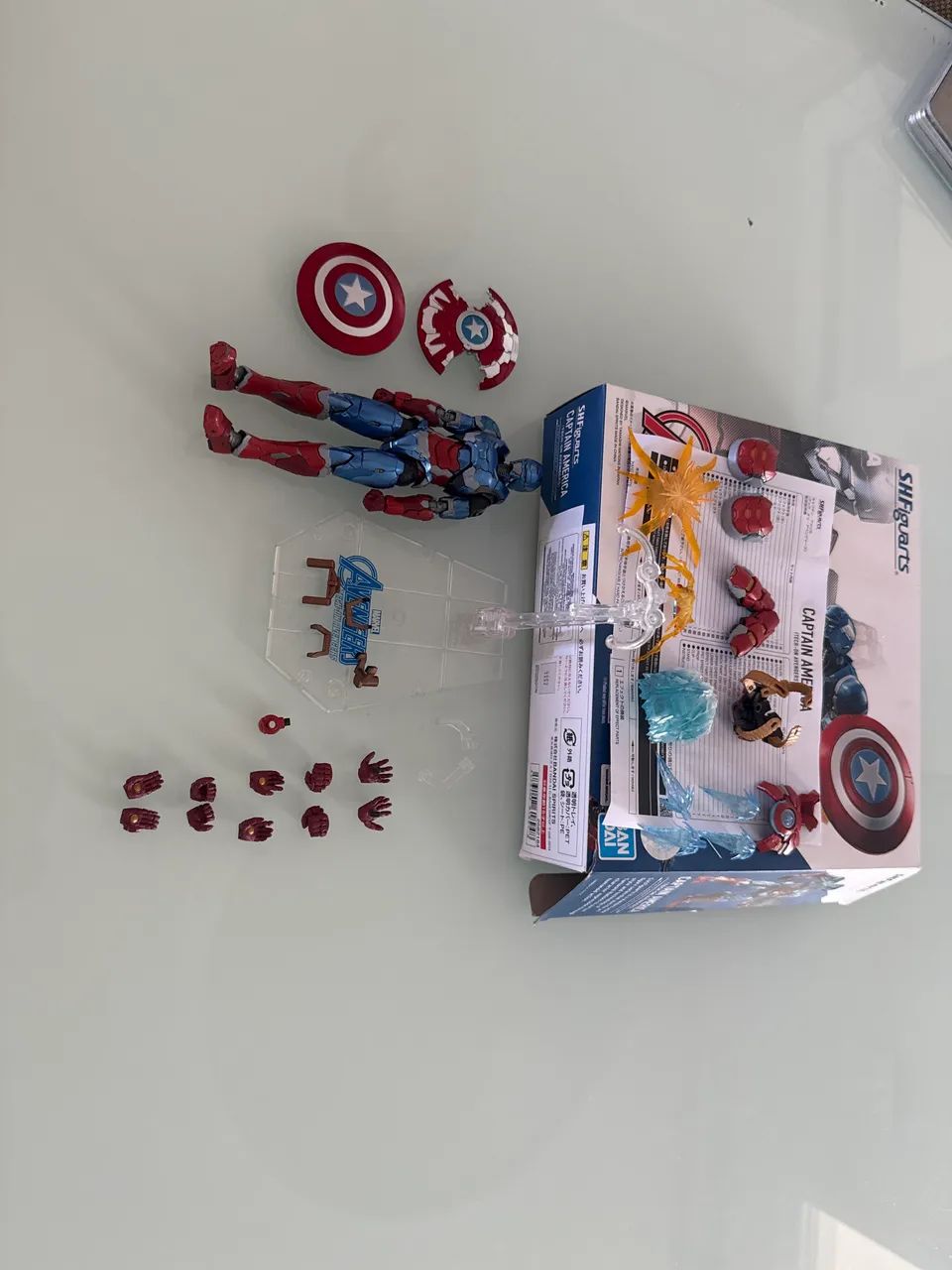 Sh figuarts Tech on captain América 