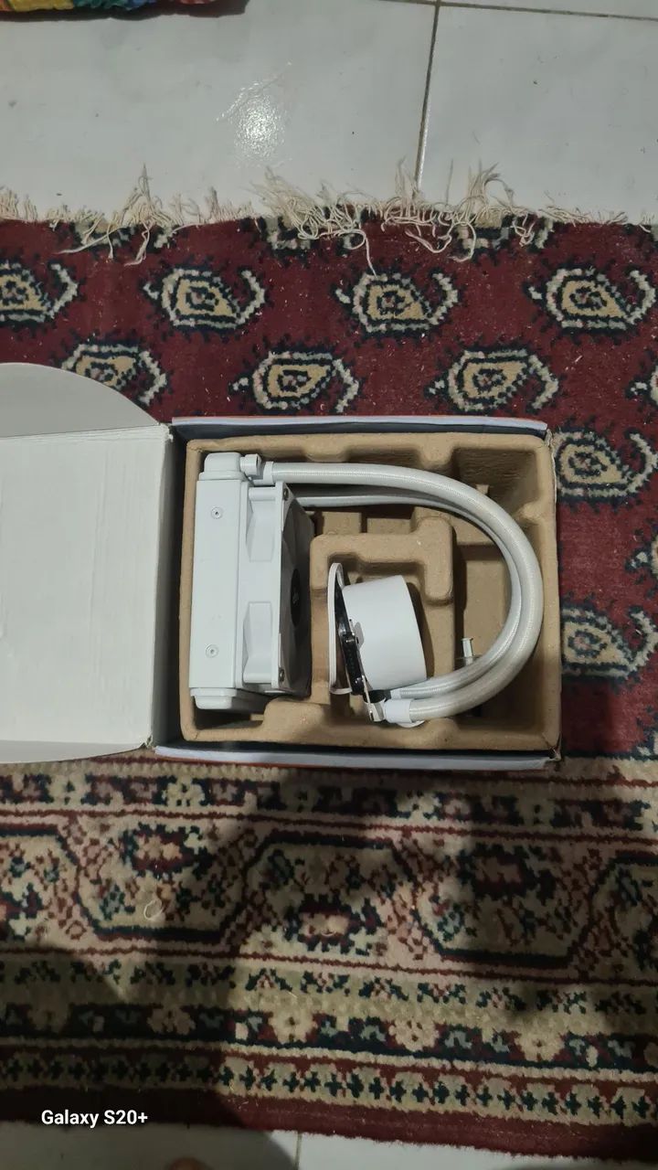 Vendo CPU aír Collor Aigo - Foto 4