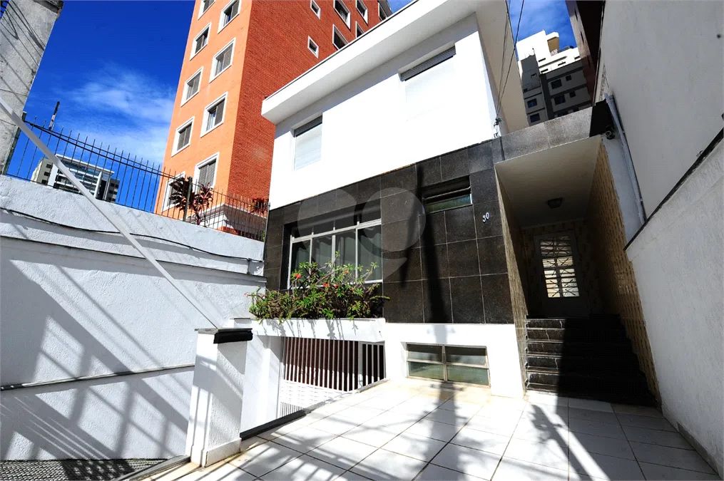 Casa térrea com 4 quartos para locação em Vila mariana - SP - Foto 2