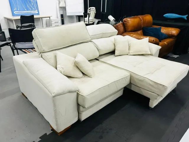 Sofá Cama Retrátil e Reclinável em Linho Atenas cor Creme