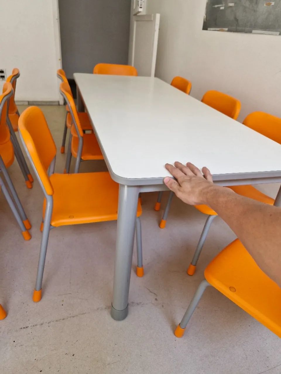 Mesas e Cadeiras da Metadil para Escolas - Foto 2