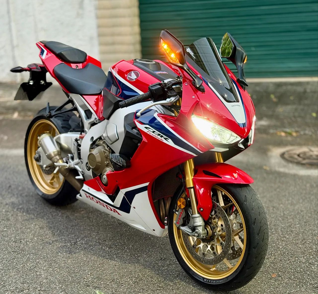 CBR1000 Fireblade  - Foto 4