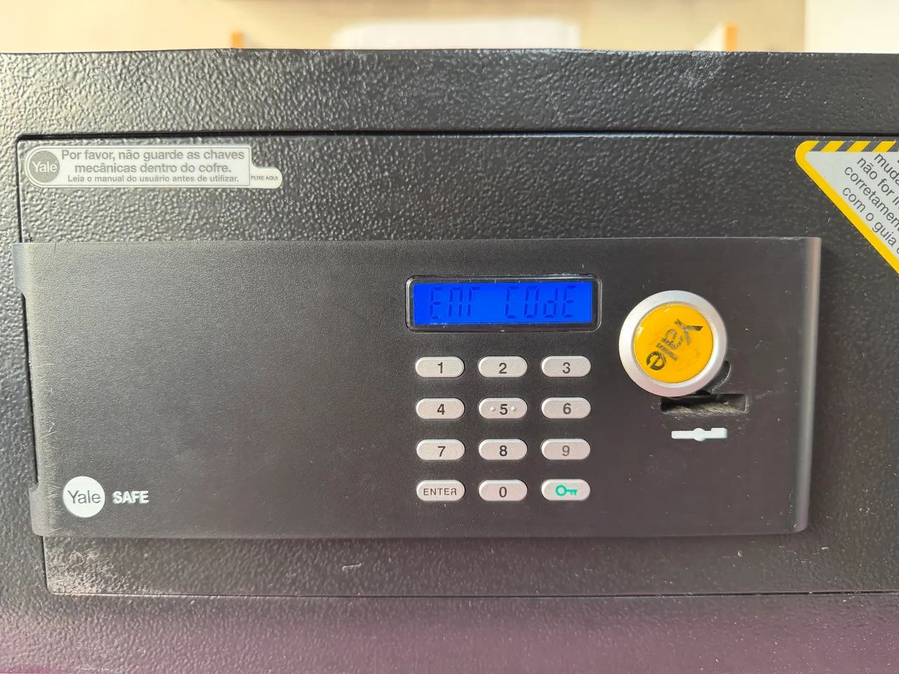 Cofre Digital Yale com Visor 