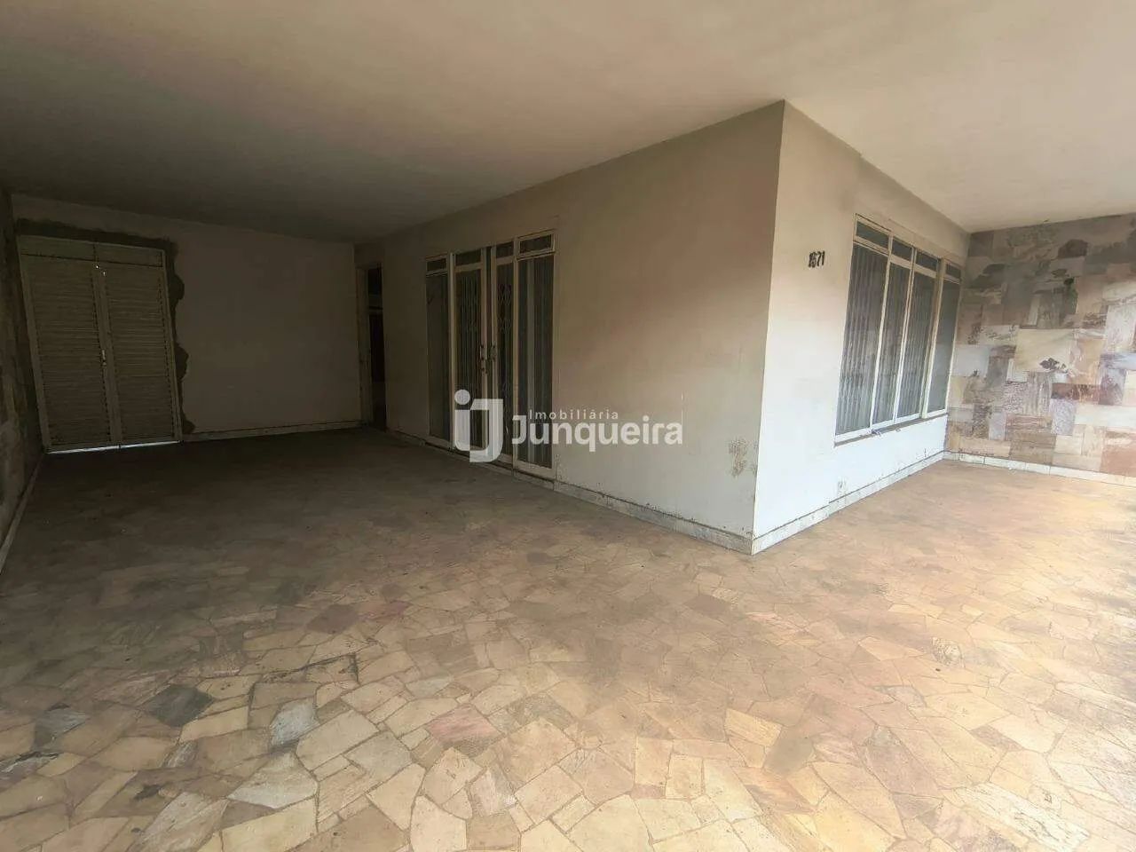 Casa Comercial para aluguel, 6 quartos, 2 suítes, 4 vagas, Centro - Piracicaba/SP - Foto 2