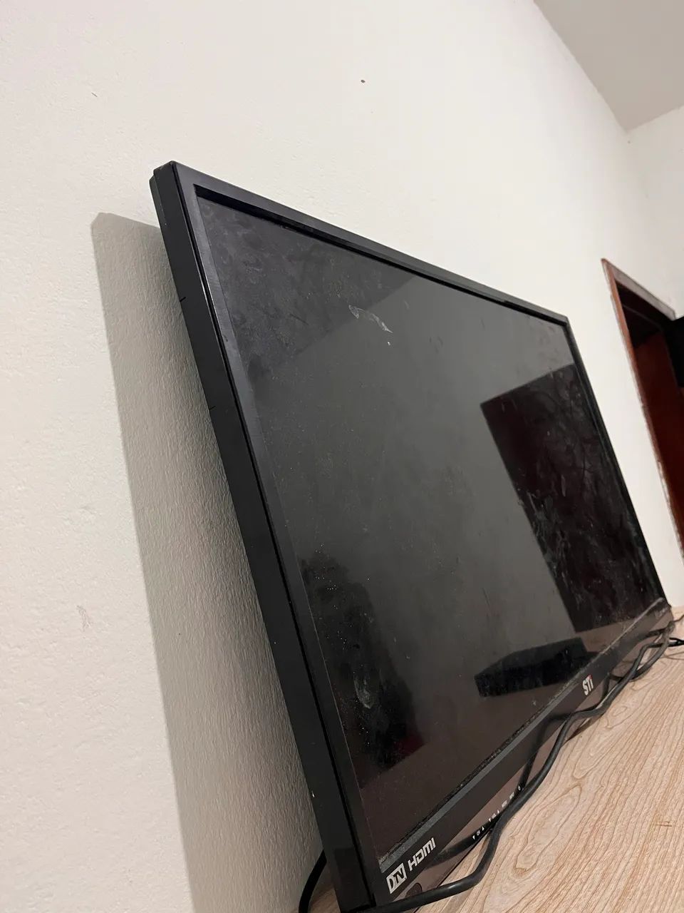 televisão SEMP junto com Tv Box - Foto 3