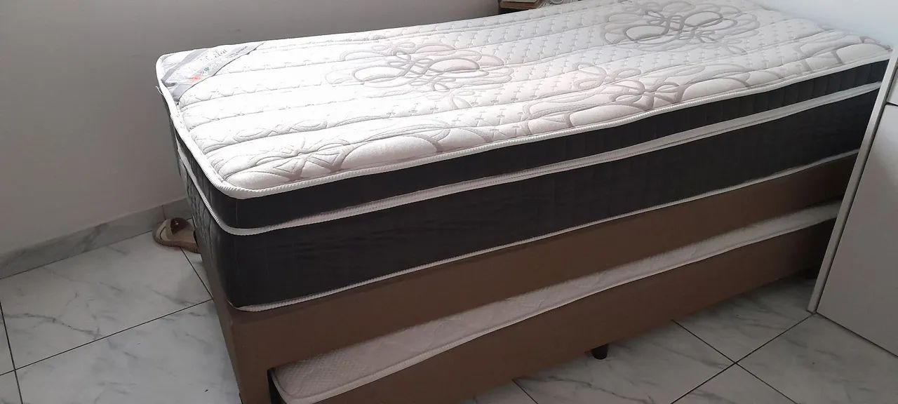 Colchão de solteiro e cama auxiliar. - Foto 4