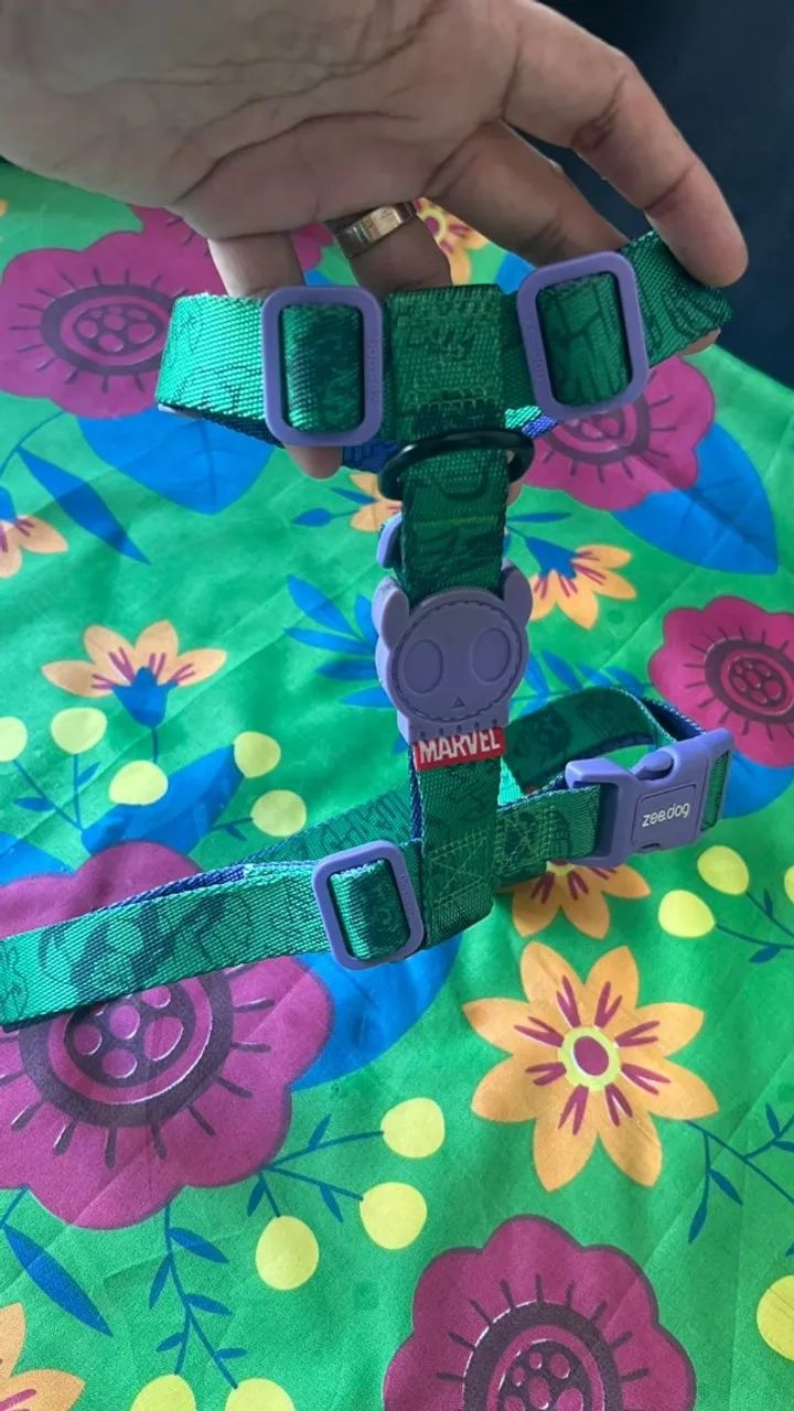 Peitoral H Marvel Hulk Zeedog Para Cachorro - Foto 3