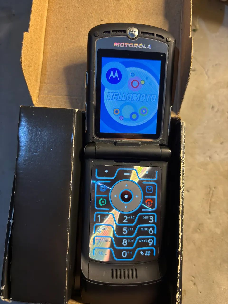Motorola Razr V3 na Caixa - Foto 3