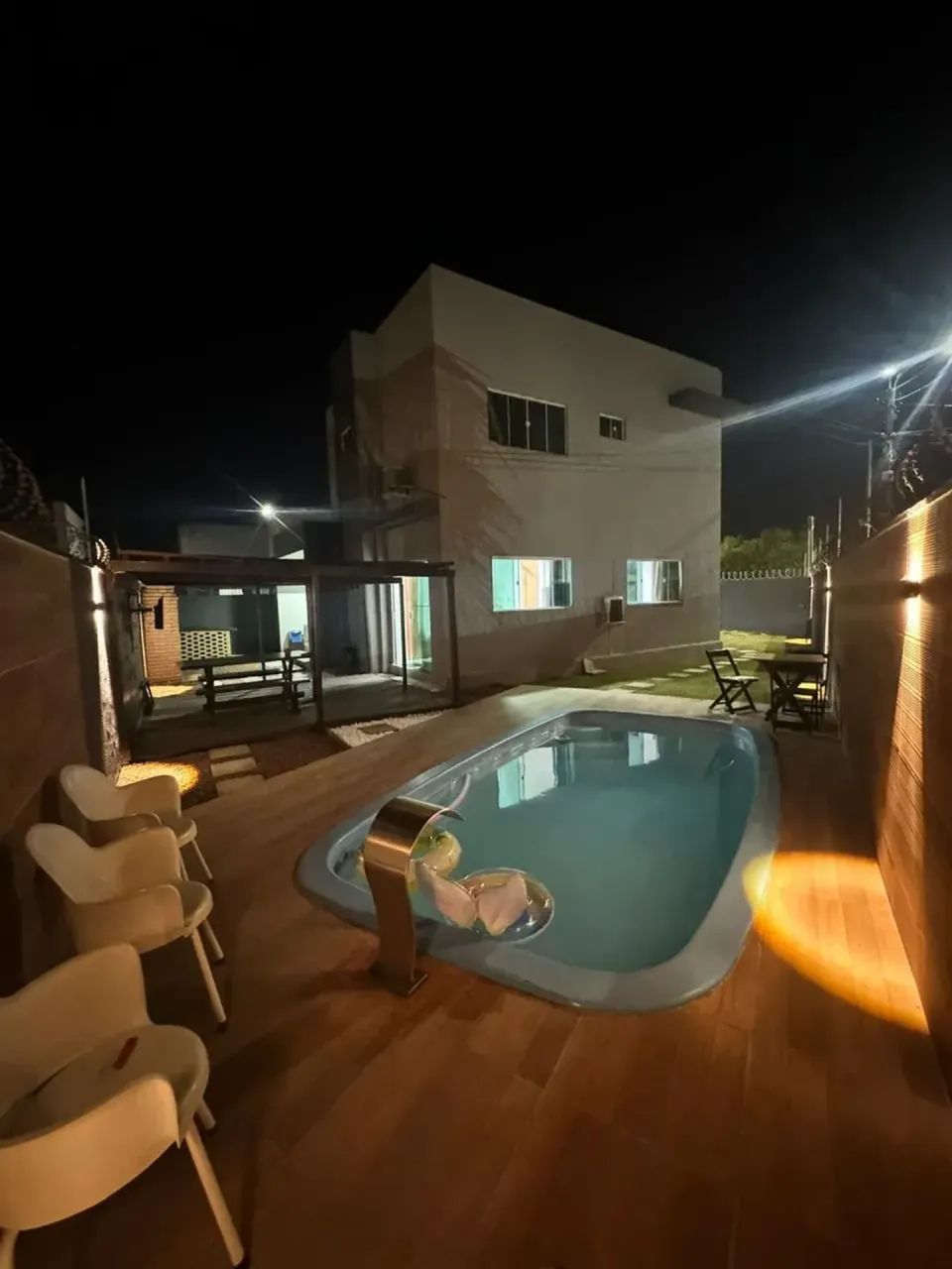 Duplex com energia solar no Caminho do Sol