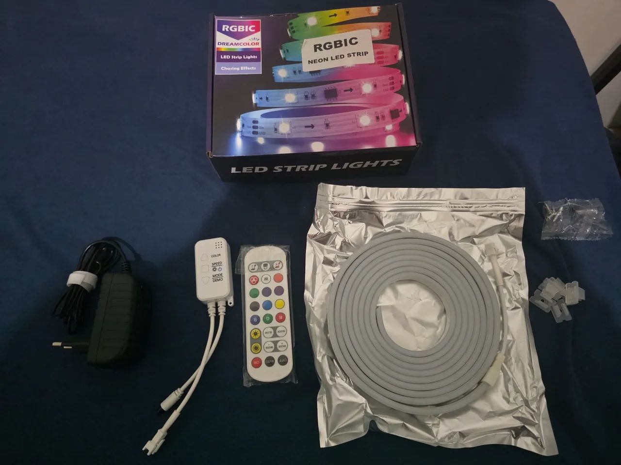 Fita LED RGB Neon 3 metros (compatível com Tuya)