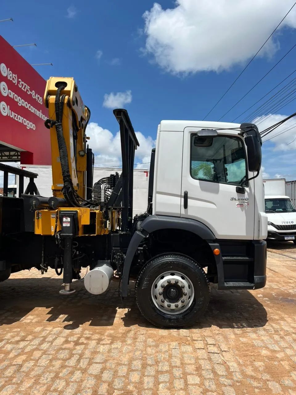 VOLKSWAGEN 31-280 E Constel. 6x4 2p (diesel)(E5) - Foto 4
