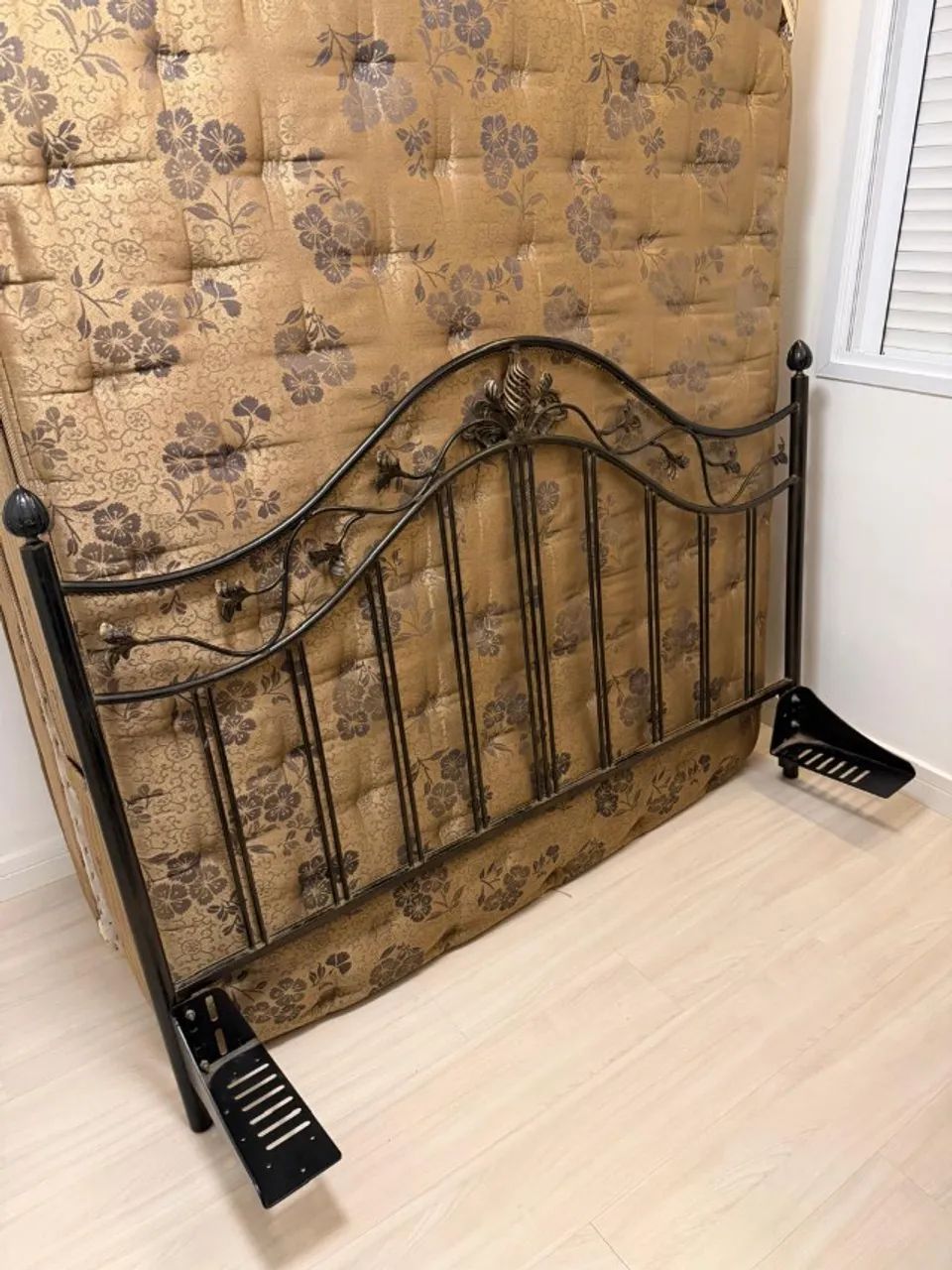 Cama box tamanho Queen - Foto 4