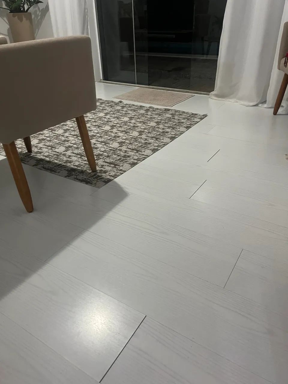 Piso laminado 65573804146435125