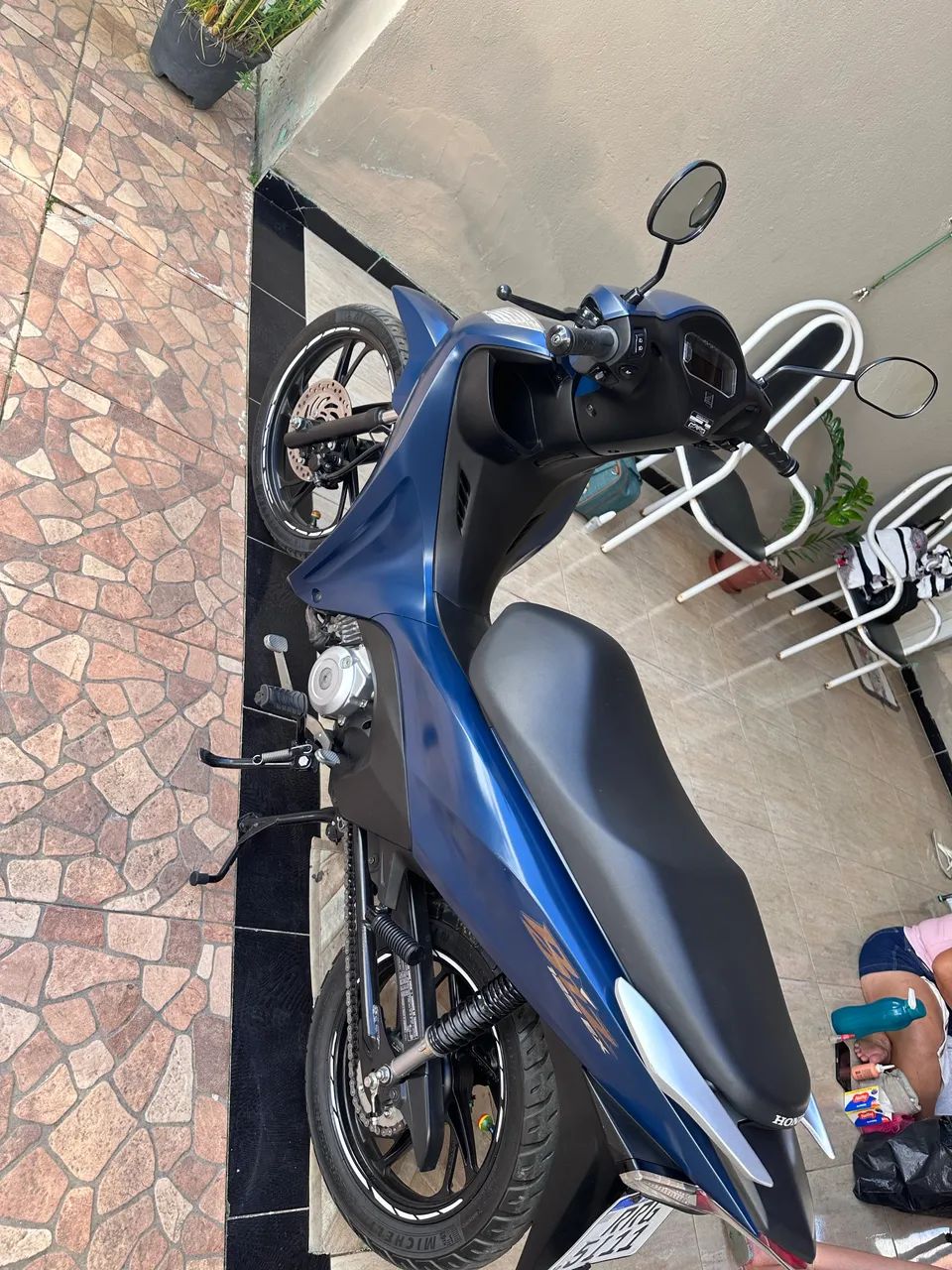 Vendo único dono bem conservada 