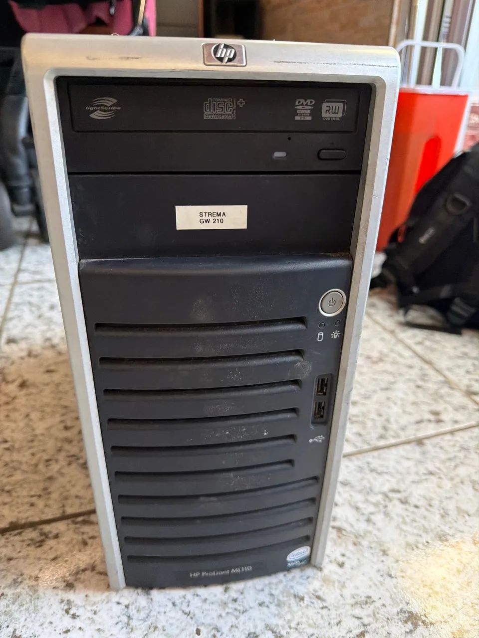 Servidor hp ML110