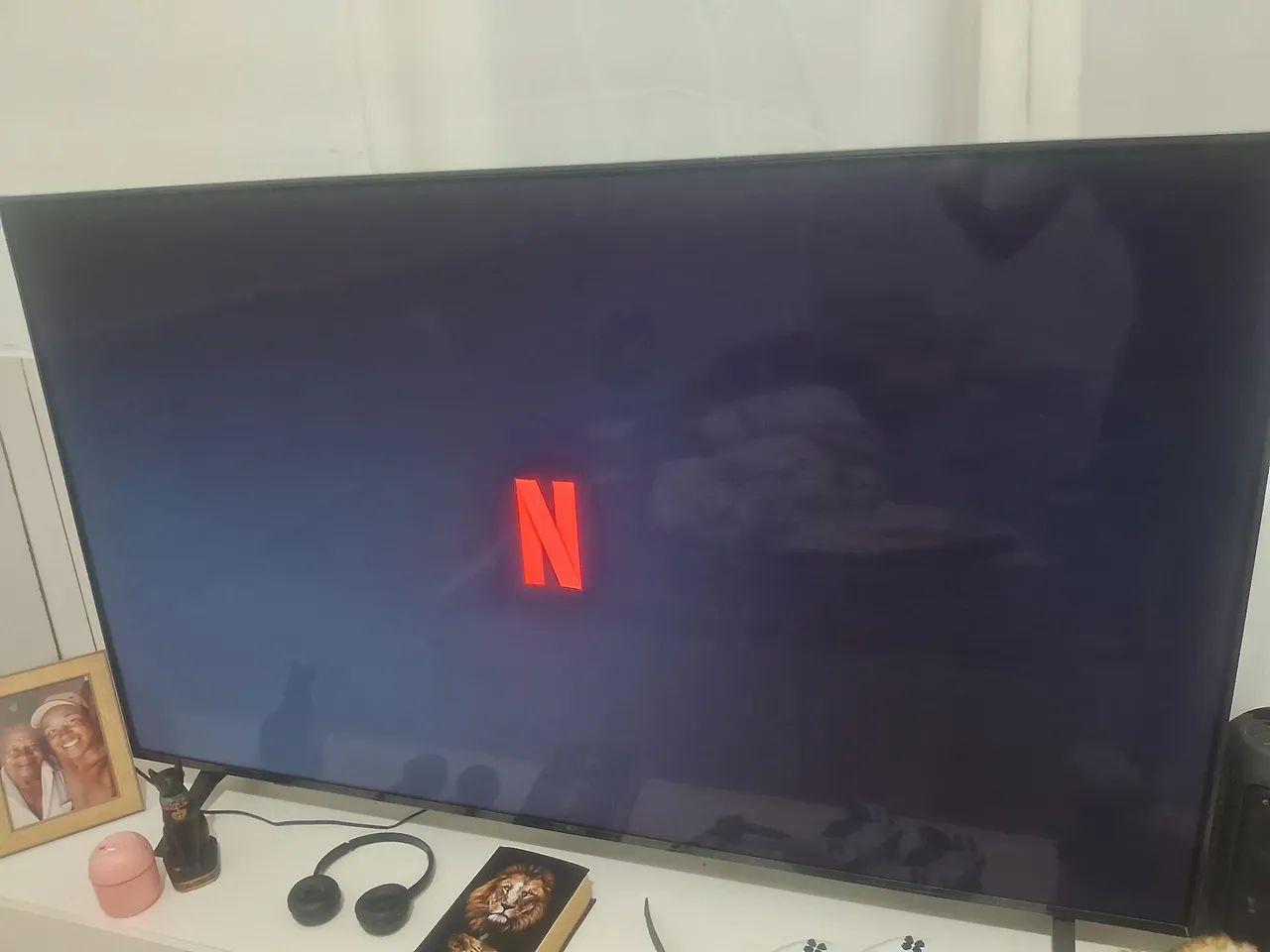 Vendo minha Smartv LG 65 polegadas APENAS 2 MESES DE USO. - Foto 2