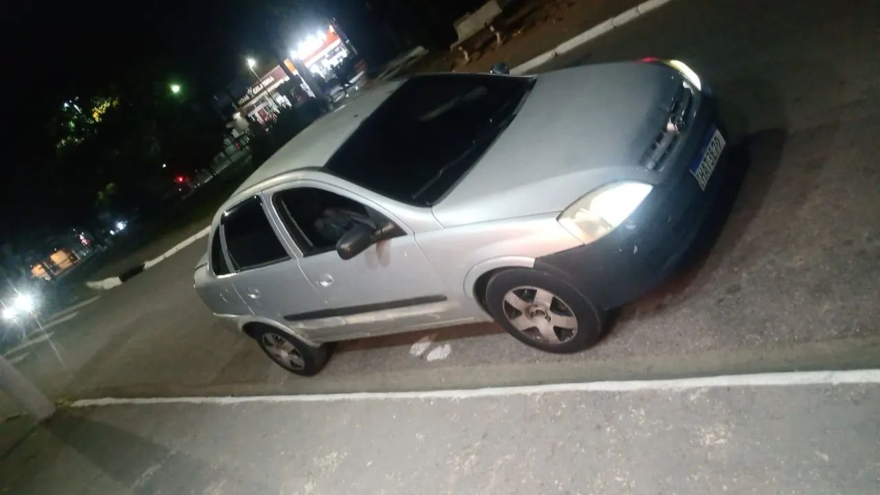 Chevrolet Corsa Corsa Sedan 1.0 MPFI 8V 71cv 4p 2004