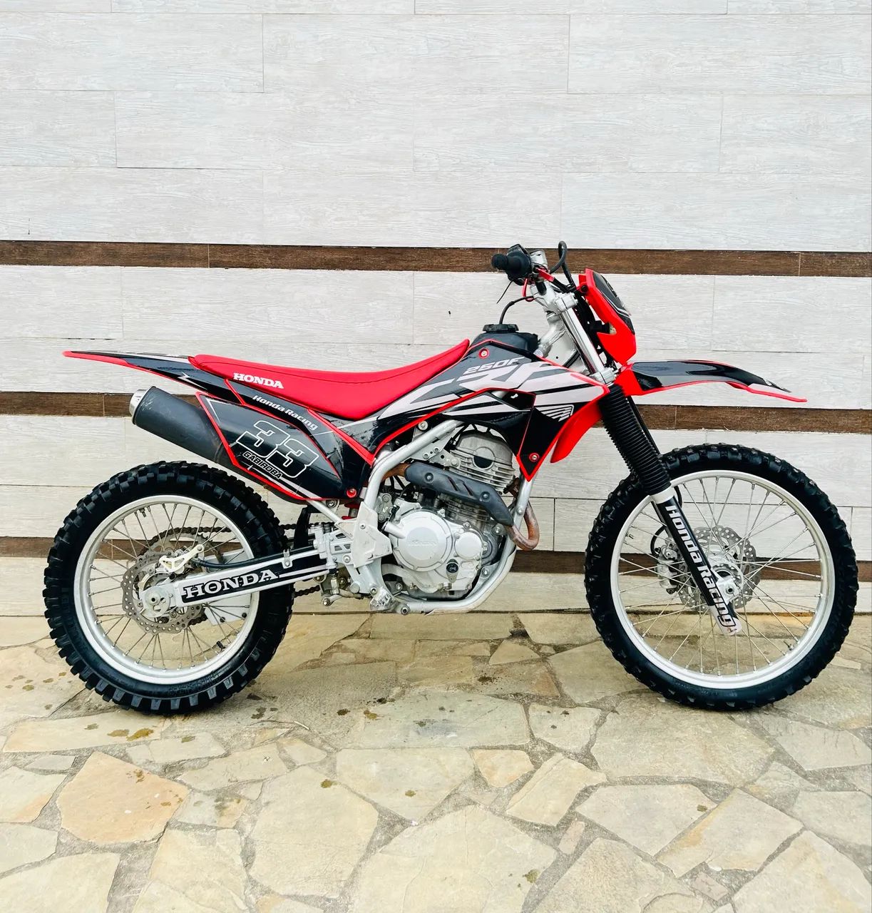 CRF 250F ÚNICO DONO 