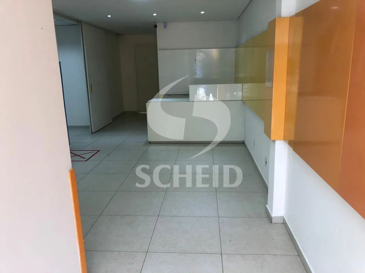 PREDIO COMERCIAL EXCELENTE - VARIAS SALAS - ANDARES VÃO LIVRES - VAGAS - AO LADO DO METRO - Foto 5