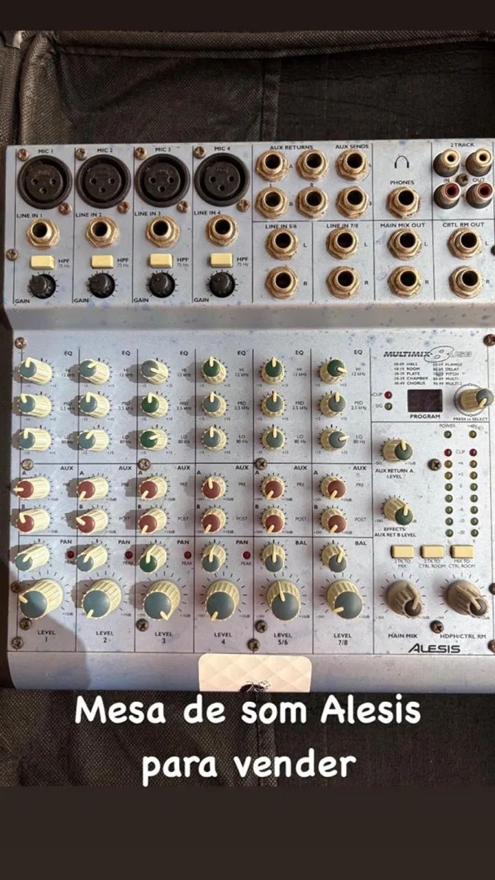 Mesa de som Alesis