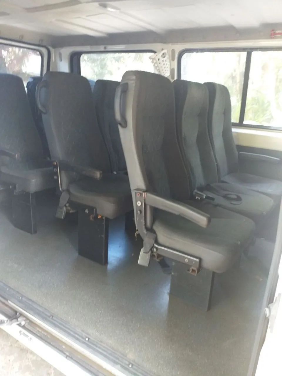 Van microônibus 16 lugares. 2010. Muito boa