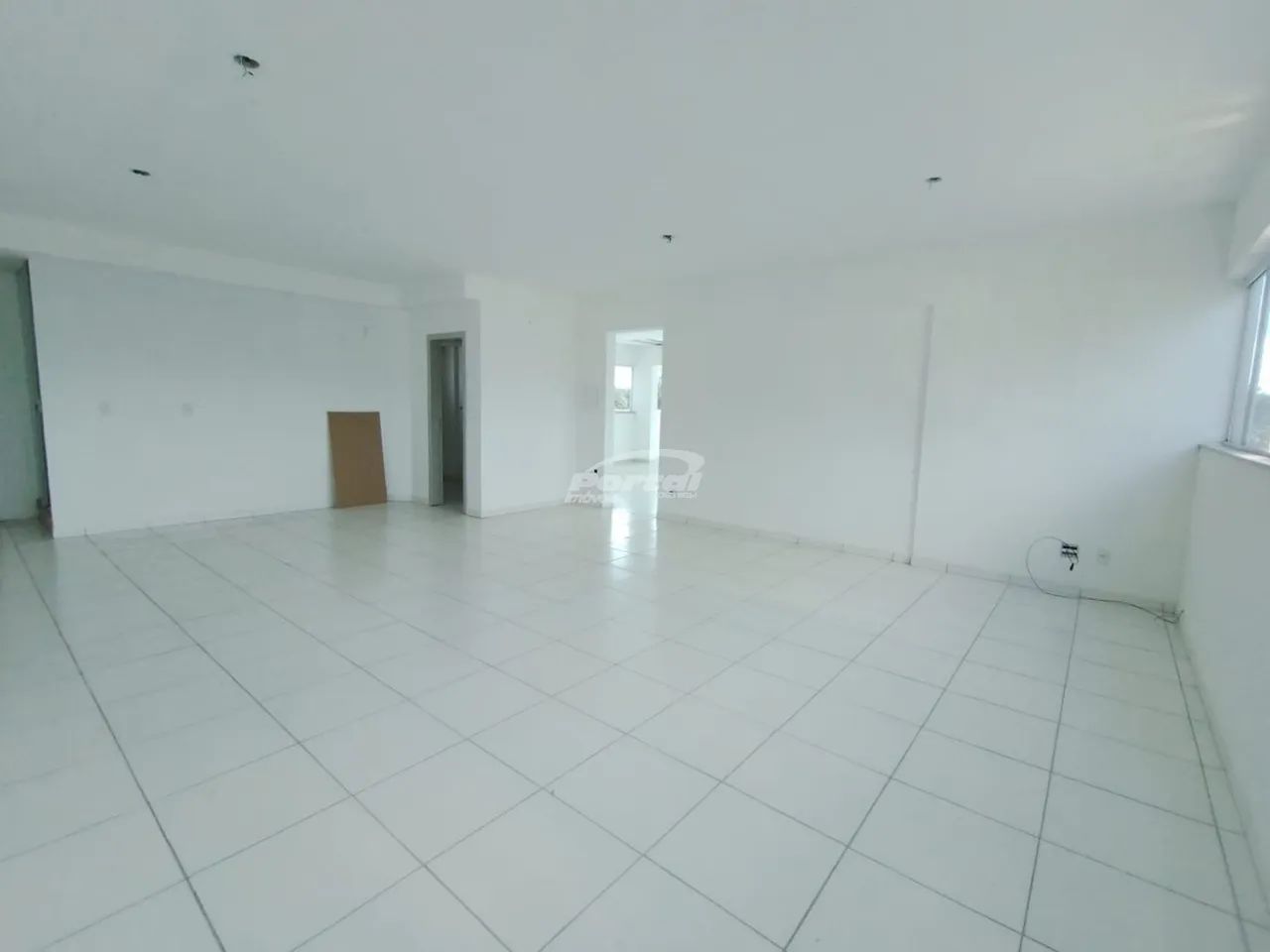 SALA COMERCIAL - CORONEL FEDDERSEN - Foto 4