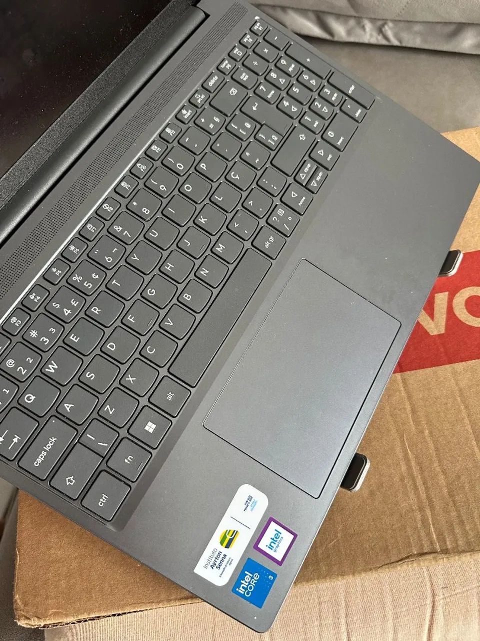 Notebook Lenovo IdeaPad Slim 3 seminovo  - Foto 4