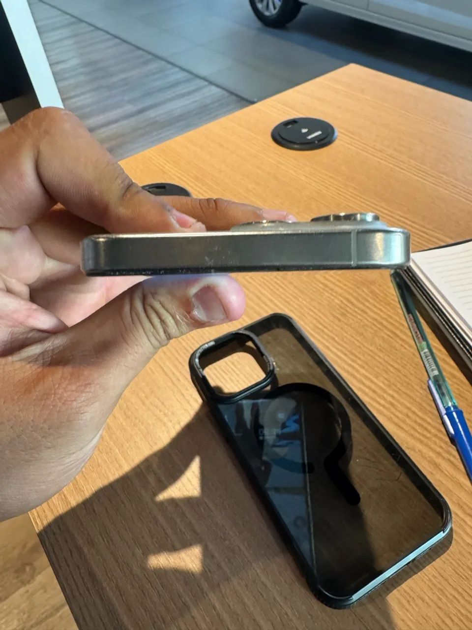 iPhone 15 por max  - Foto 2