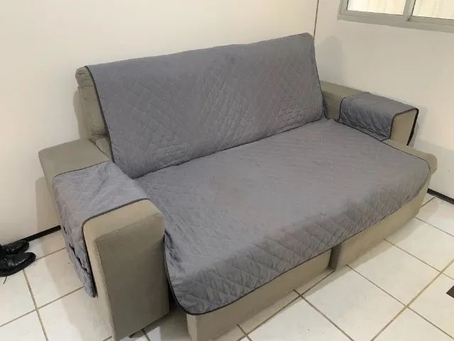 Sofá retrátil