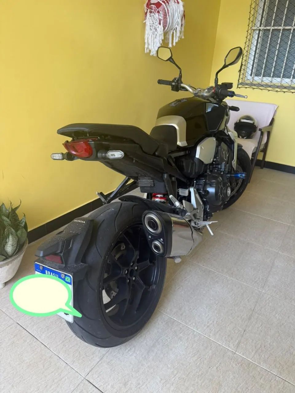 Vendo cb1000 2019 super nova!! Licencida 2026 