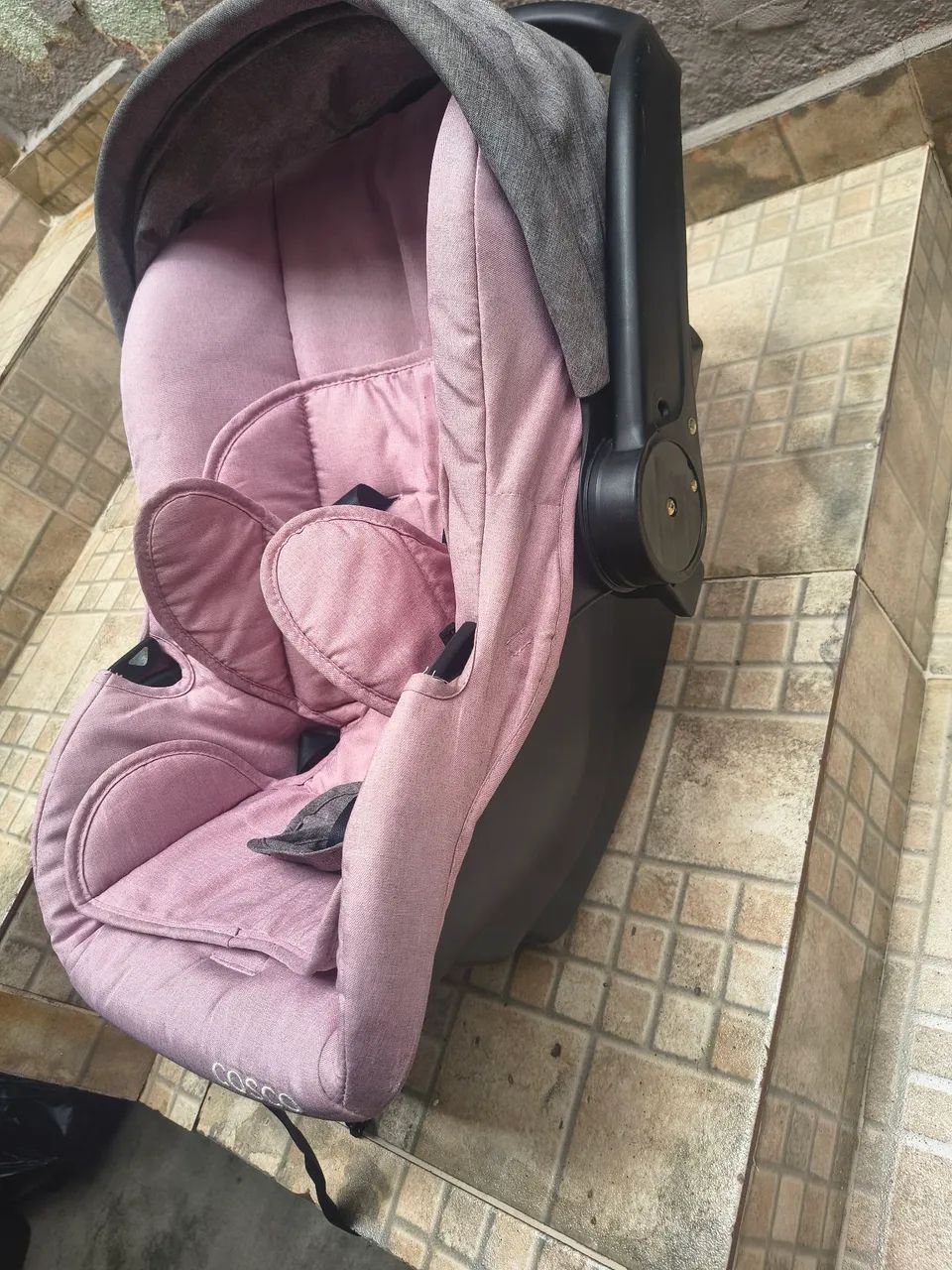 Carrinho de bebê Premium da Cosco com bebê conforto bebê conforto  - Foto 2
