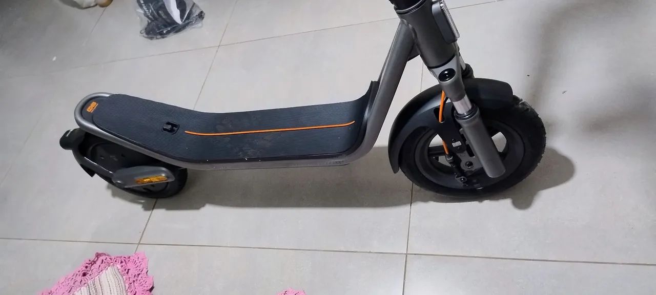 Vendo patinete scuter chaione 6 com amortecedor dianteiro e traseiro rodas 12polegadas  - Foto 3