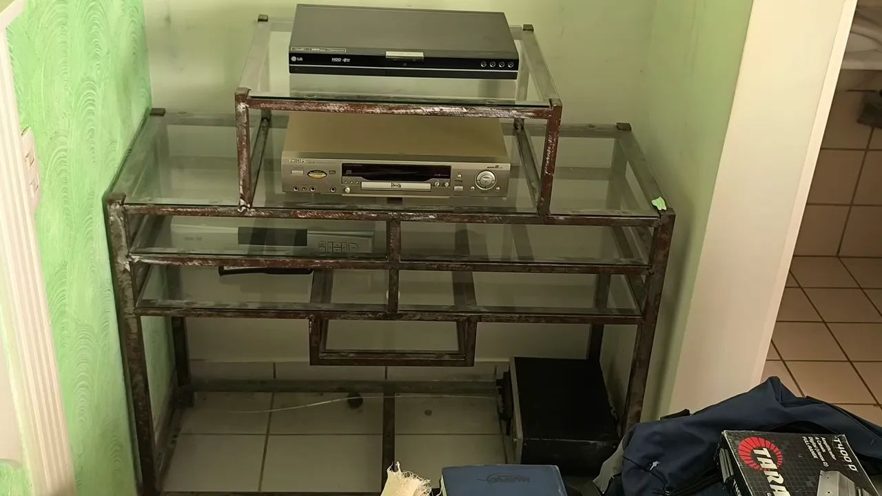 VENDO RACK DE VIDRO - Foto 2