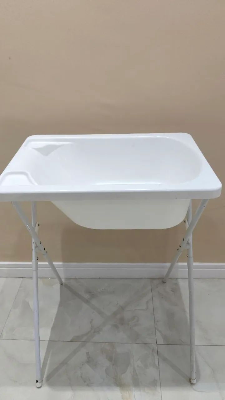 Banheira com suporte e termômetro 