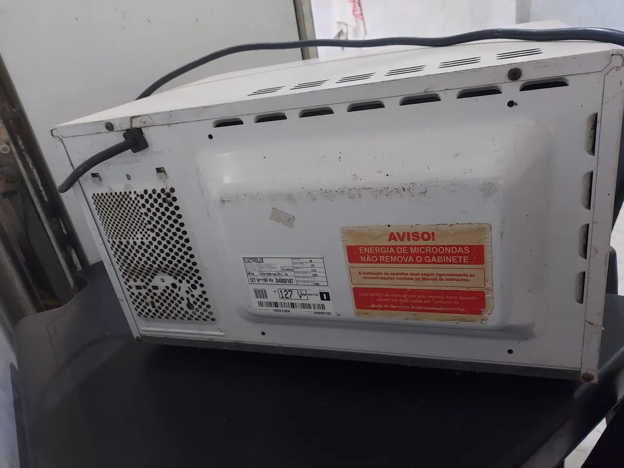 Micro-ondas Electrolux com capacitor queimado - Foto 5
